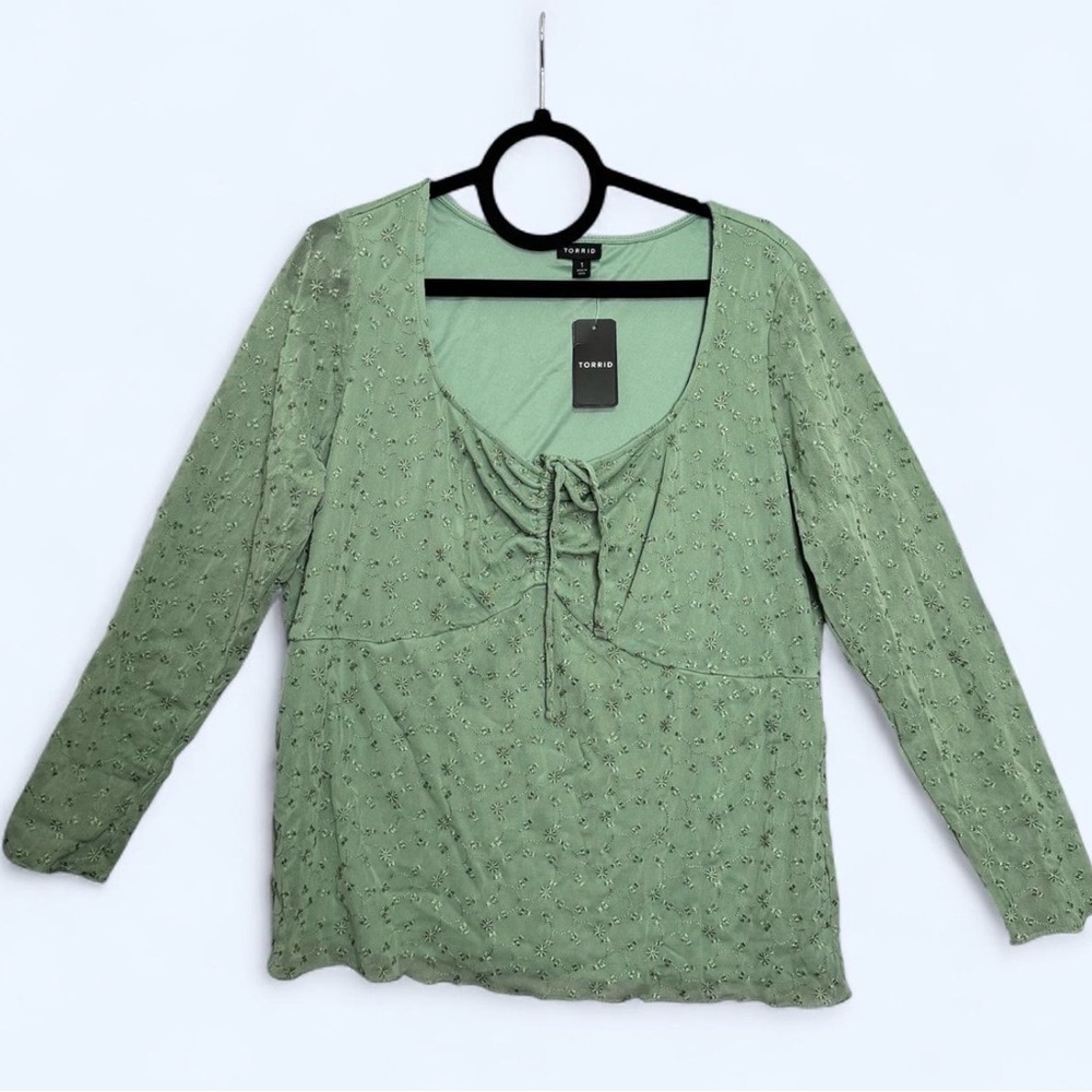 Torrid Sage Green Lace Tie Front Top‎ Sz 1 Cottagecore Romantic Fairy Coquette - Picture 3 of 8